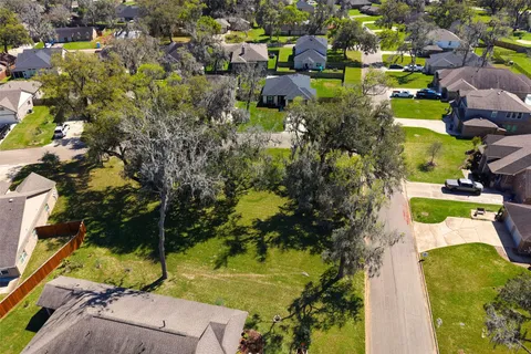 a view of a lake with houses