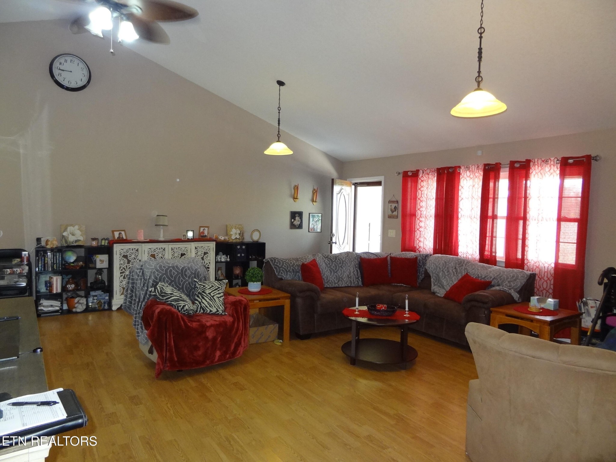 195 Buck Road Crossville, TN 38571 - Photo 5 of 34 Gallery Image 5