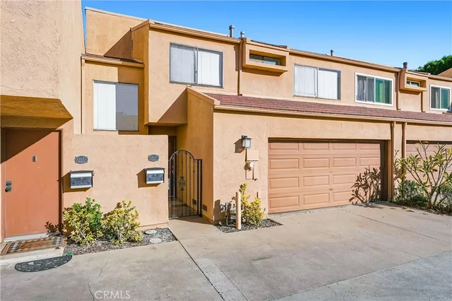 $3,500 | 19687 Marino Plaza, Yorba Linda, CA 92886