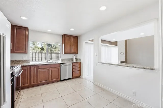 $3,500 | 19687 Marino Plaza, Yorba Linda, CA 92886