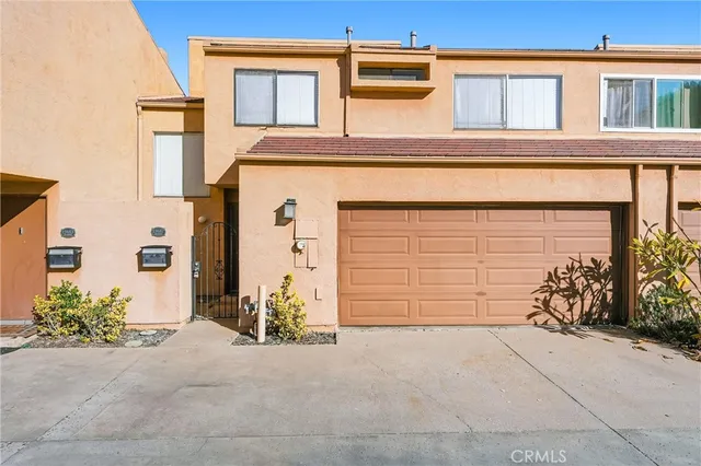 $3,500 | 19687 Marino Plaza, Yorba Linda, CA 92886