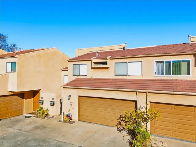 $3,500 | 19687 Marino Plaza, Yorba Linda, CA 92886