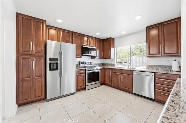 $3,500 | 19687 Marino Plaza, Yorba Linda, CA 92886