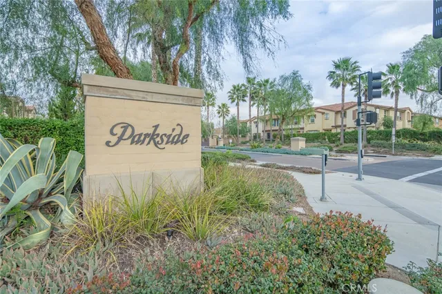 a sign that is on the side of the road