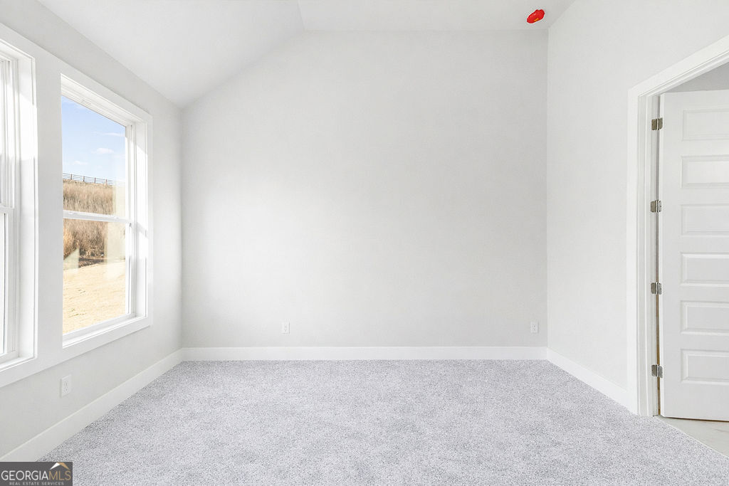 2604 Parkside Way Gainesville, GA 30507 - Photo 26 of 33 an empty room with a window
