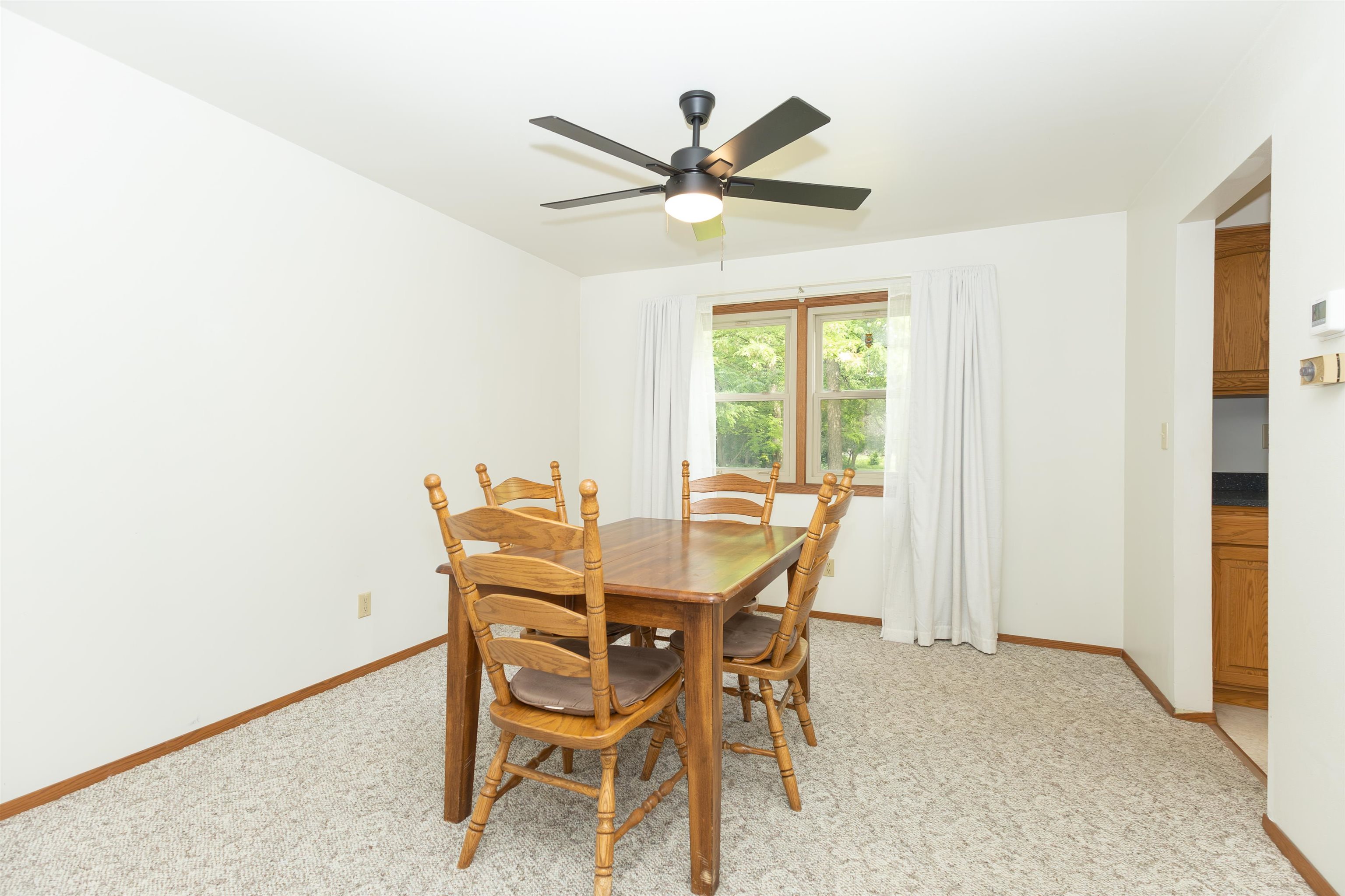 809 Melissa Street Menasha, WI 54952 - Photo 9 of 35
