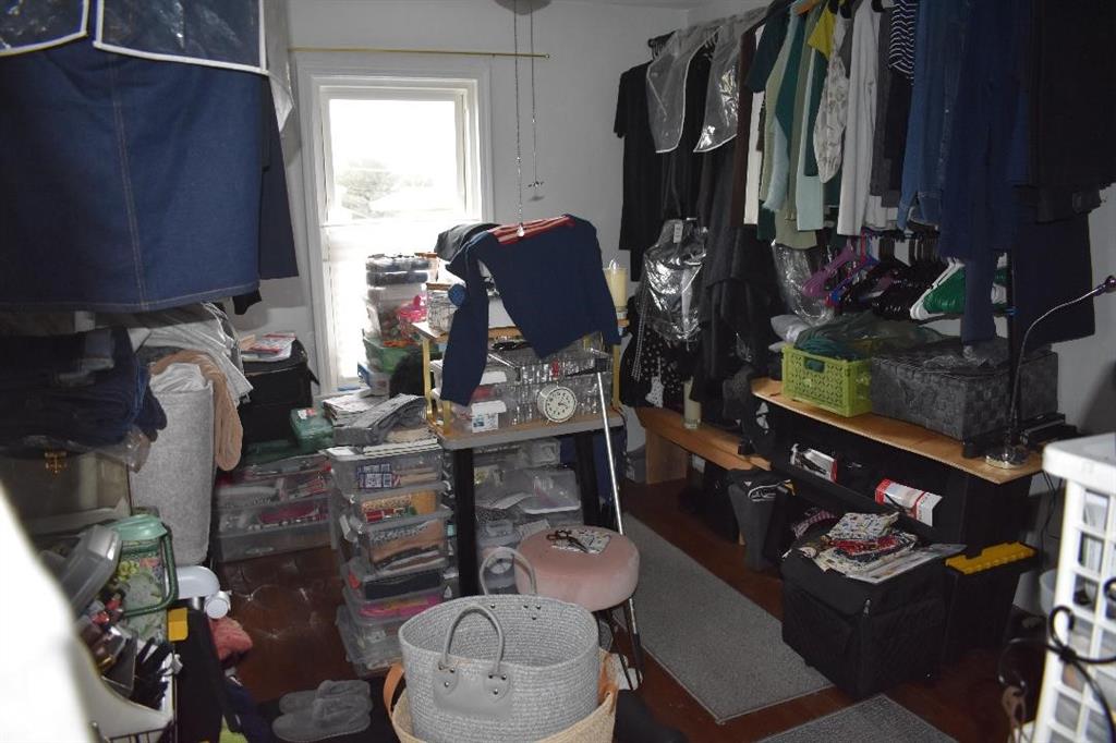 210 Maple Lane Pittsburgh, PA 15225 - Photo 8 of 24 Units A BR used for a large closet and sewing room