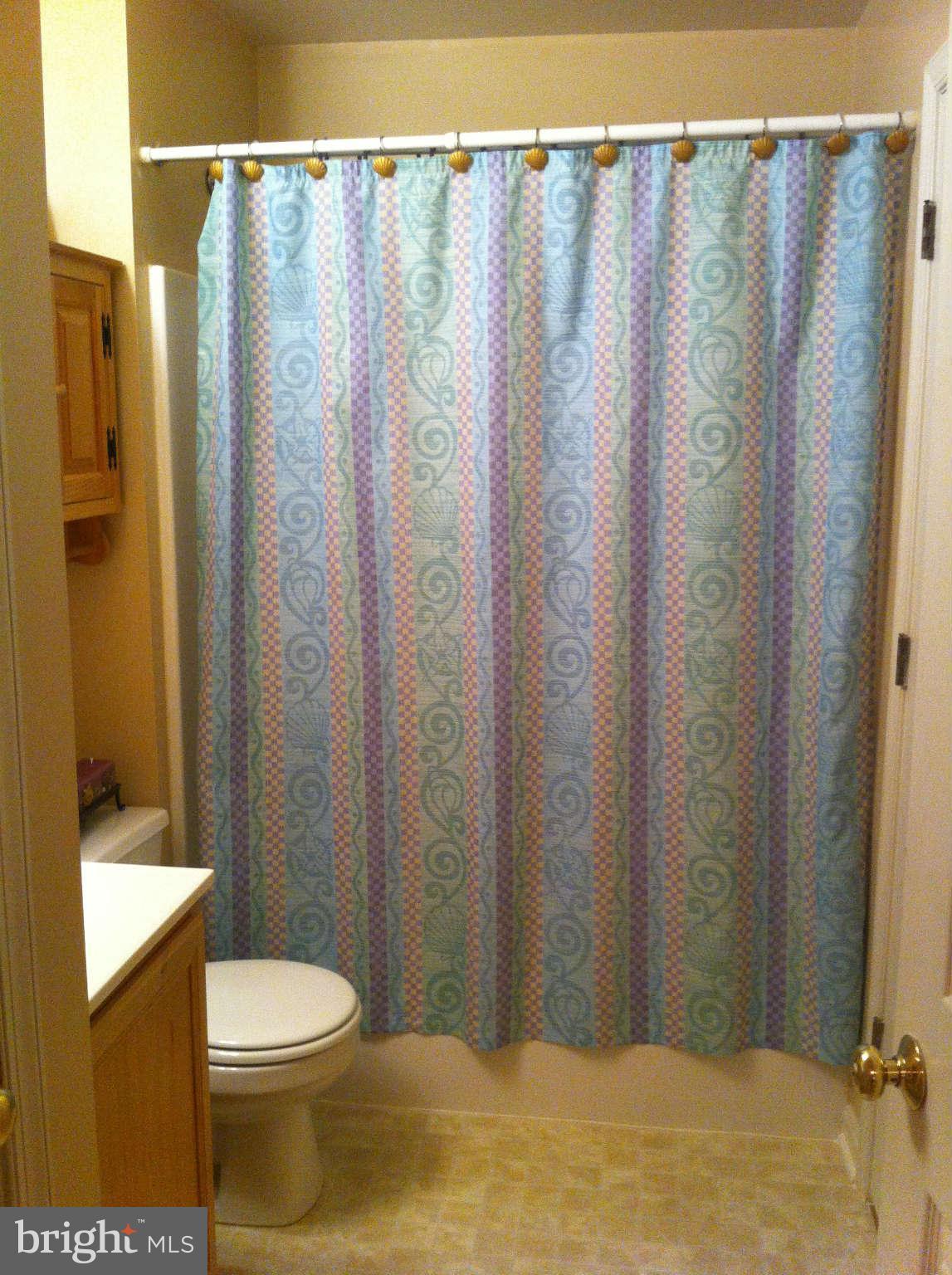 8923 Mayflower Road Baltimore, MD 21237 - Photo 14 of 28 Bath