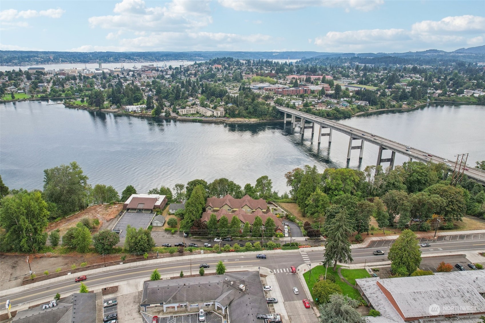 1127 Campbell Way Bremerton, WA 98310 - Photo 32 of 39 an aerial view of a city with houses