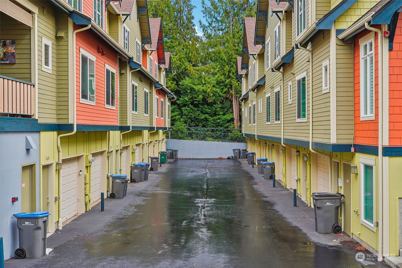 1127 Campbell Way Bremerton, WA 98310 - Photo 5 of 39 a view of a brick building with many windows