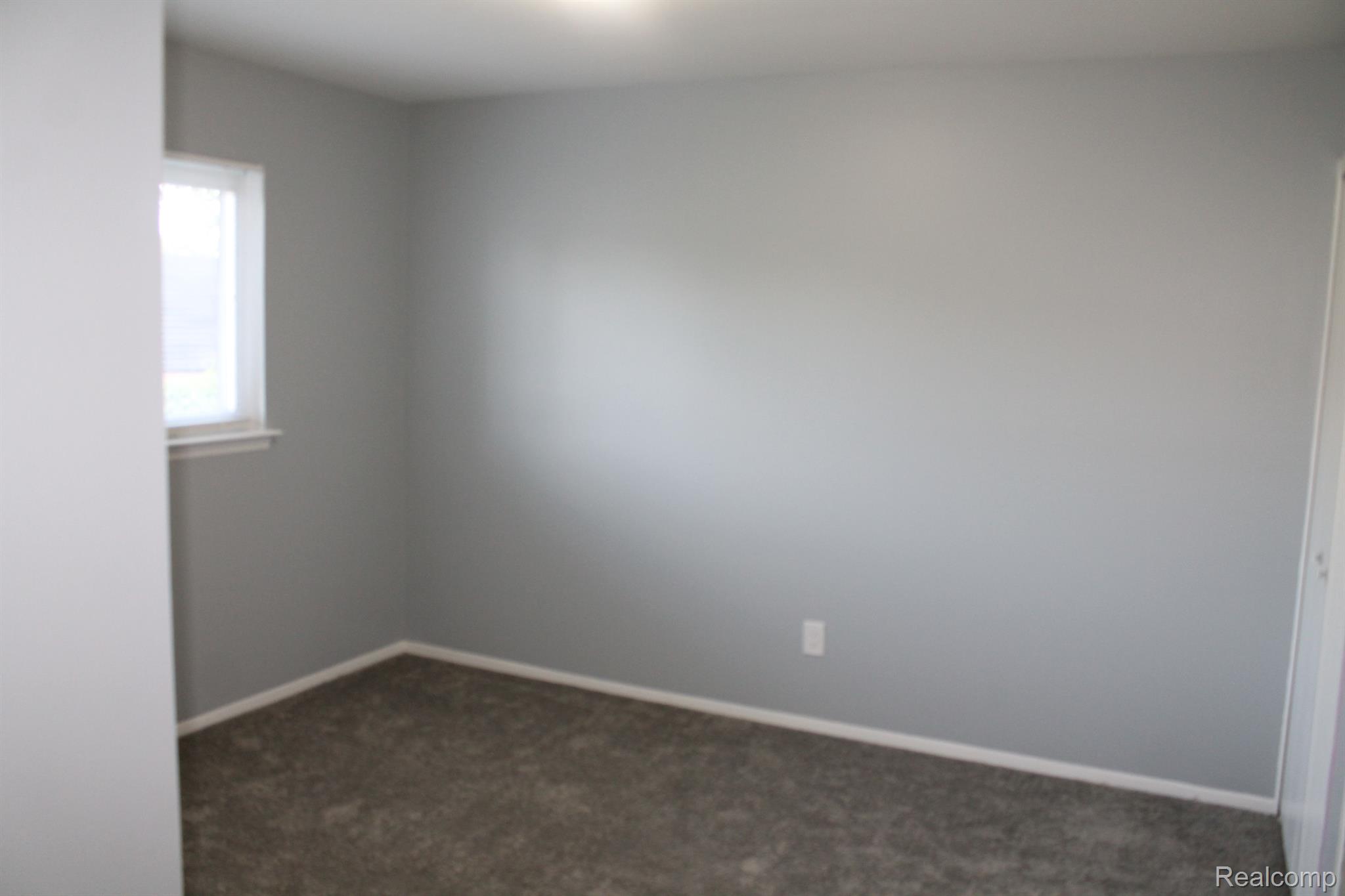 23745 Trail Ridge Drive Romulus, MI 48174 - Photo 9 of 24 Gallery Image 9