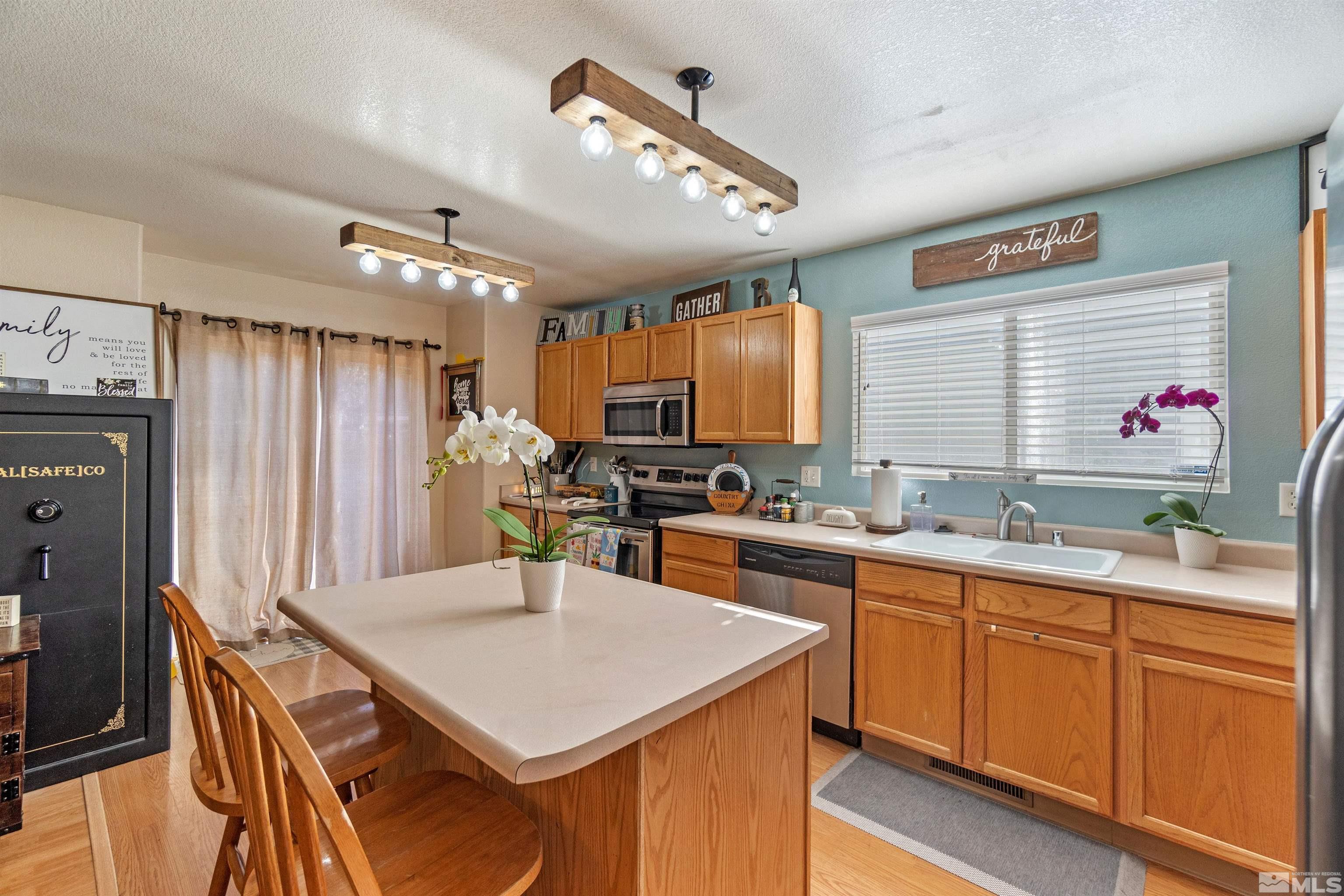9458 Autumn Leaf Way Reno, NV 89506 - Photo 14 of 30 Photo 14
