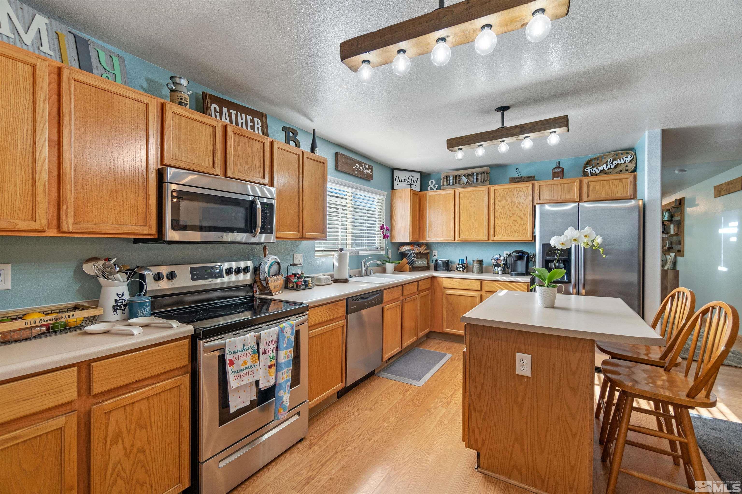 9458 Autumn Leaf Way Reno, NV 89506 - Photo 15 of 30 Photo 15
