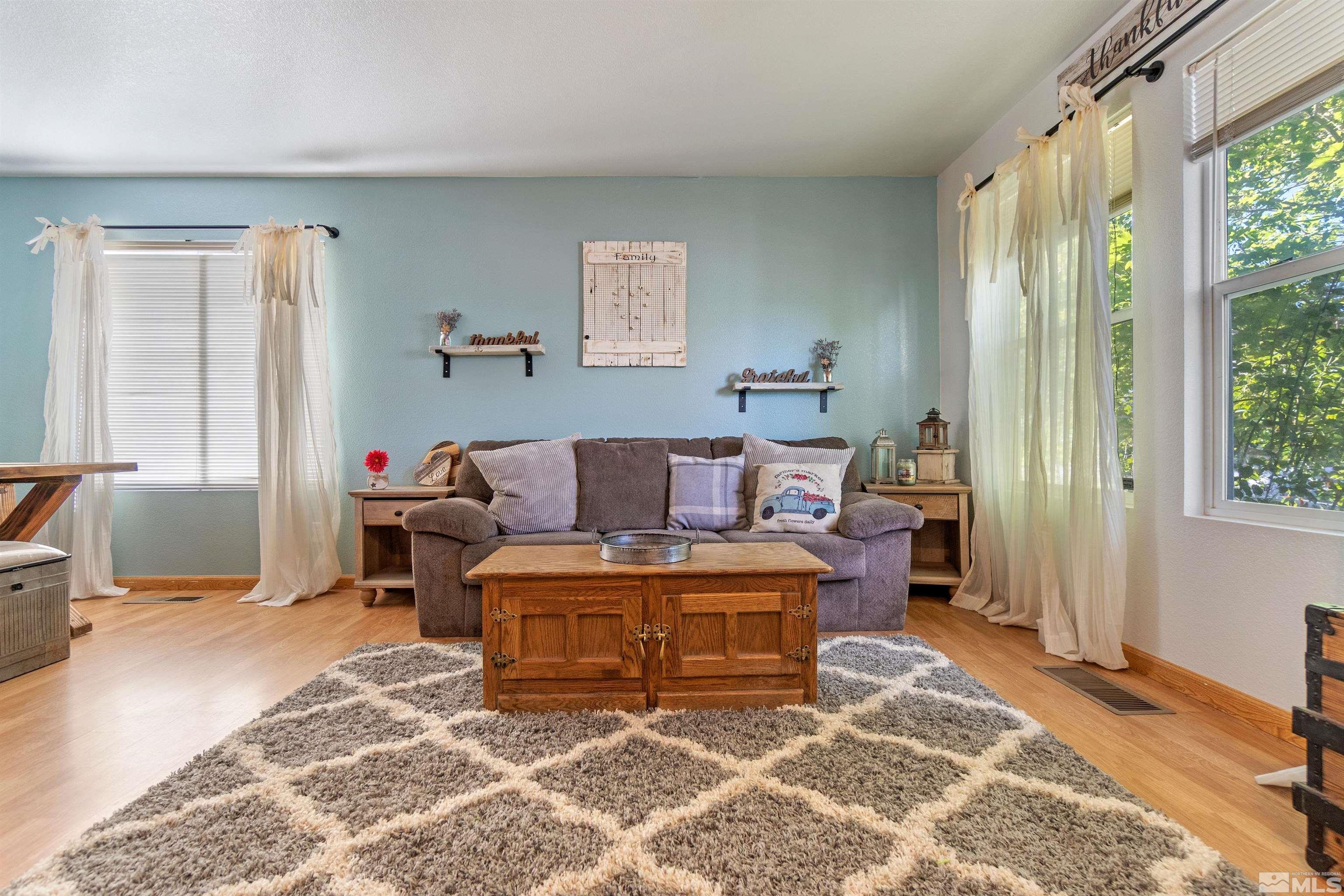 9458 Autumn Leaf Way Reno, NV 89506 - Photo 7 of 30 Photo 7