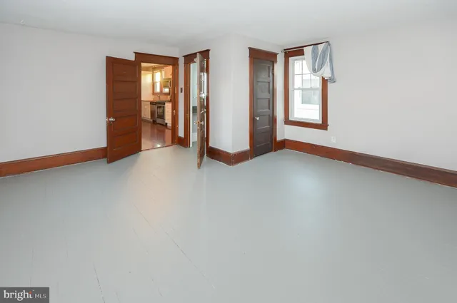 $2,500 | 501 Summit Avenue, Westville, NJ 08093