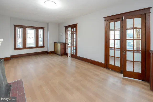 $2,500 | 501 Summit Avenue, Westville, NJ 08093