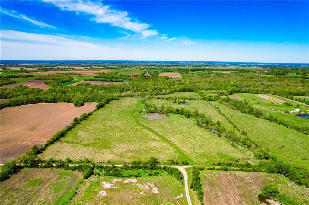 1100 Rd Rural Route Rich Hill, MO 64779 - Photo 6 of 18