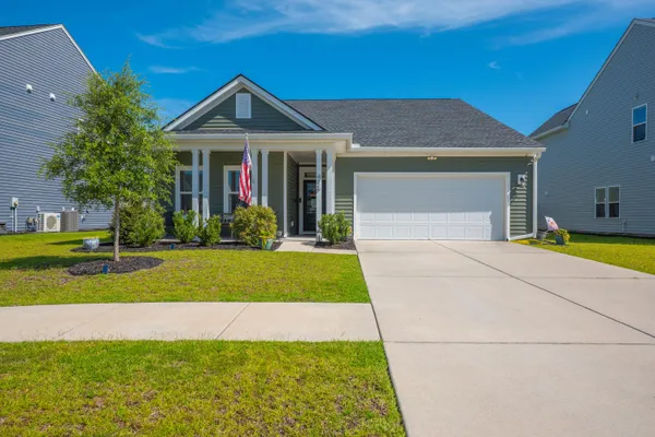 $2,650 | 426 Carrara Drive, Summerville, SC 29486
