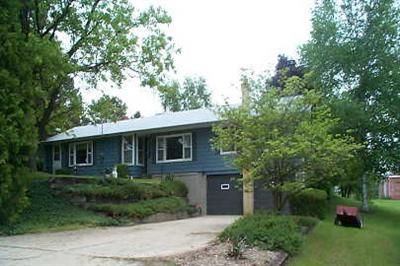1810 Dick Road Ionia, MI 48846 - Photo 1 of 1 Primary Photo