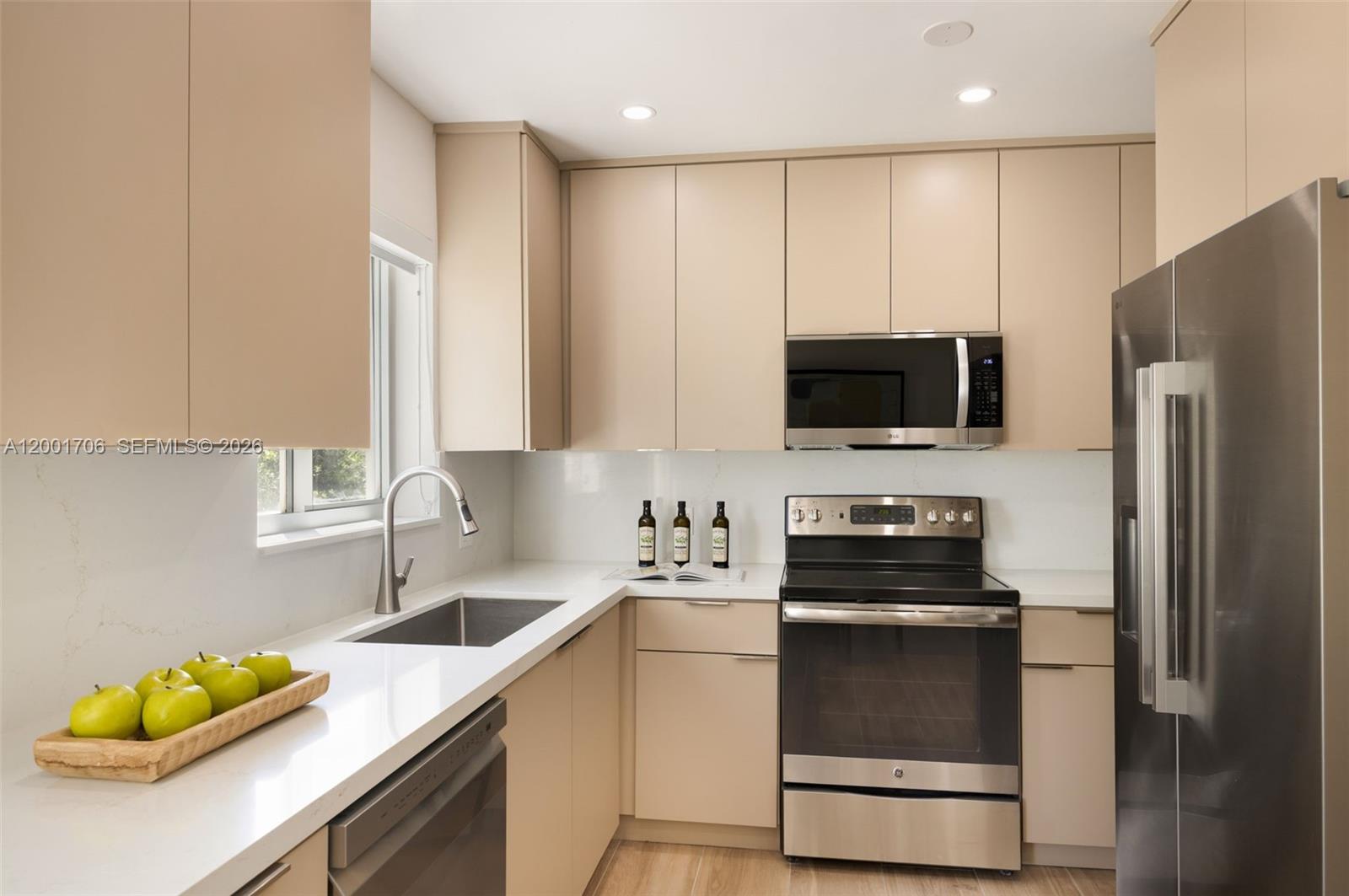 2332 Southwest 19th Terrace Miami, FL 33145 - Photo 12 of 24