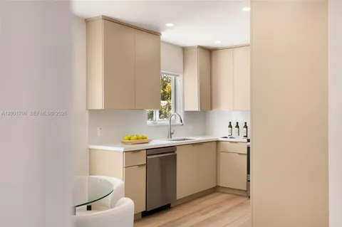 $1,275,000 | 2332 Southwest 19th Terrace, Miami, FL 33145