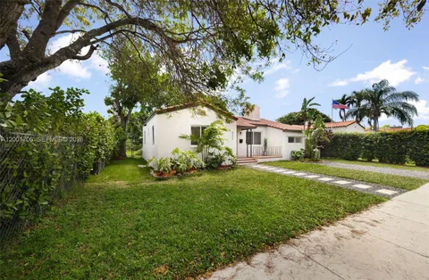 $1,275,000 | 2332 Southwest 19th Terrace, Miami, FL 33145