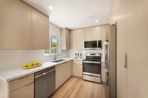 $1,275,000 | 2332 Southwest 19th Terrace, Miami, FL 33145