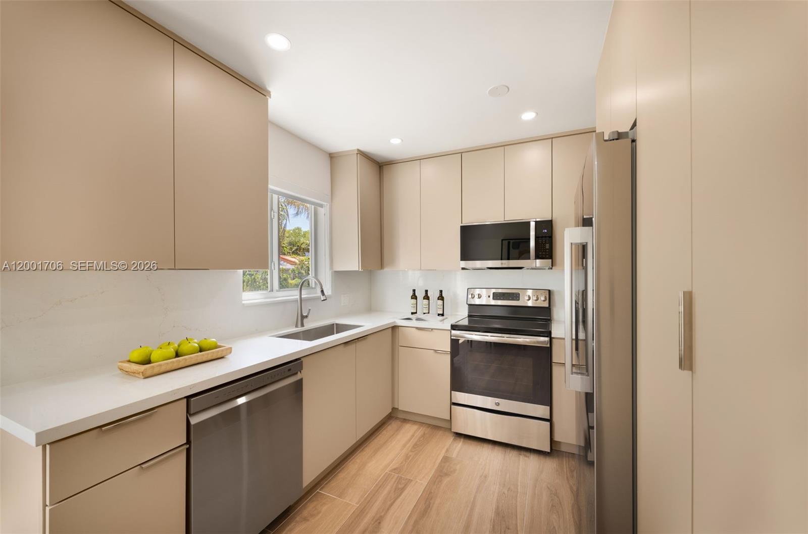 2332 Southwest 19th Terrace Miami, FL 33145 - Photo 10 of 24