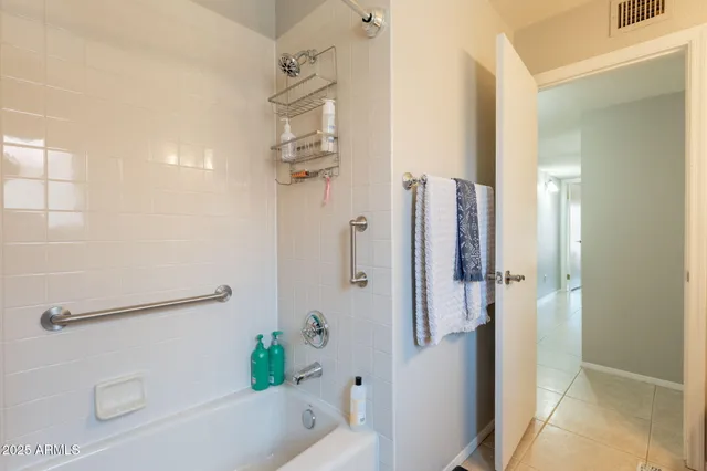 $2,650 | 3829 East Ahwatukee Drive, Phoenix, AZ 85044