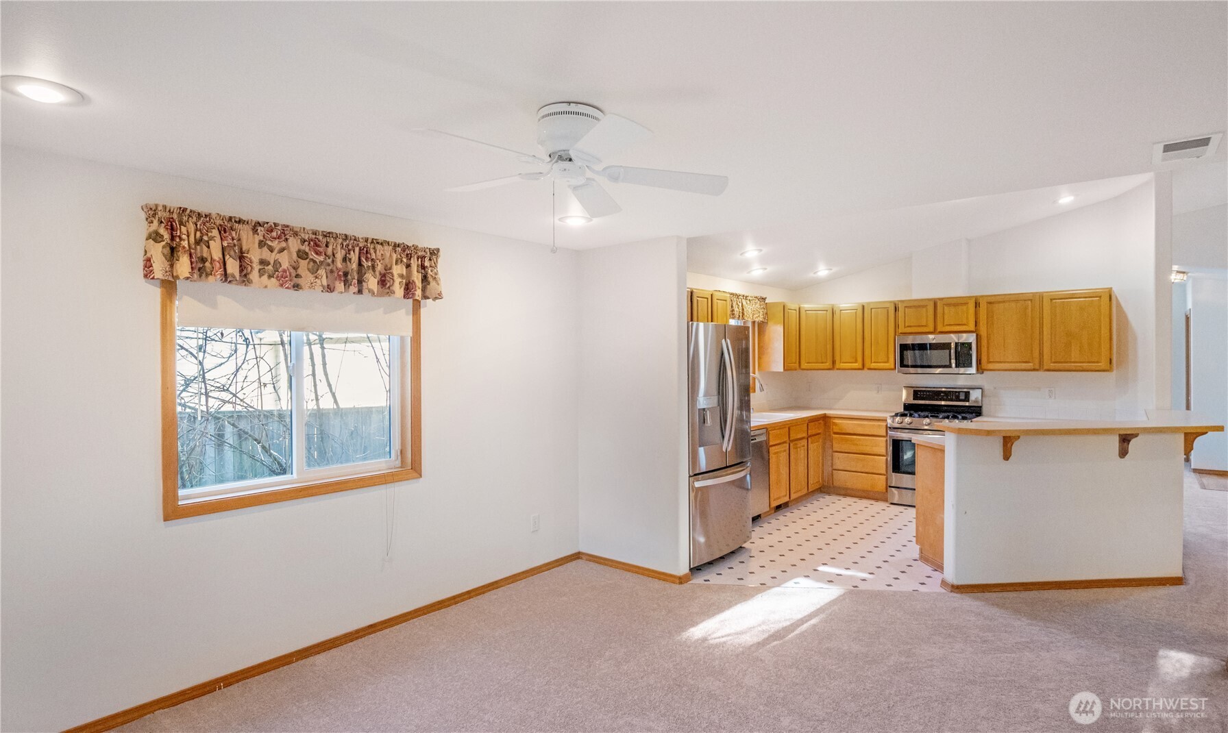 1325 Roma Road Bellingham, WA 98226 - Photo 14 of 36