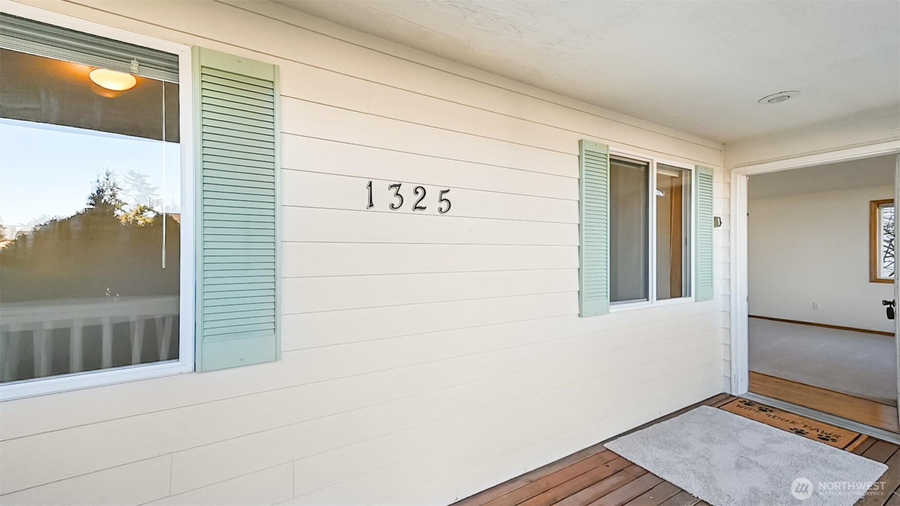 1325 Roma Road Bellingham, WA 98226 - Photo 3 of 36