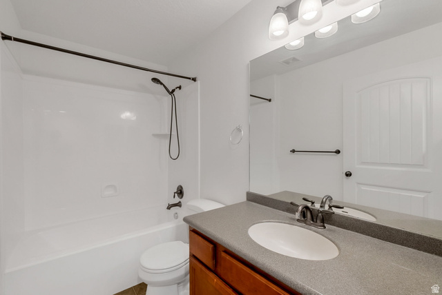 117 Calbourne Lane, Unit I2 Sandy, UT 84070 - Photo 13 of 19 Full Bath