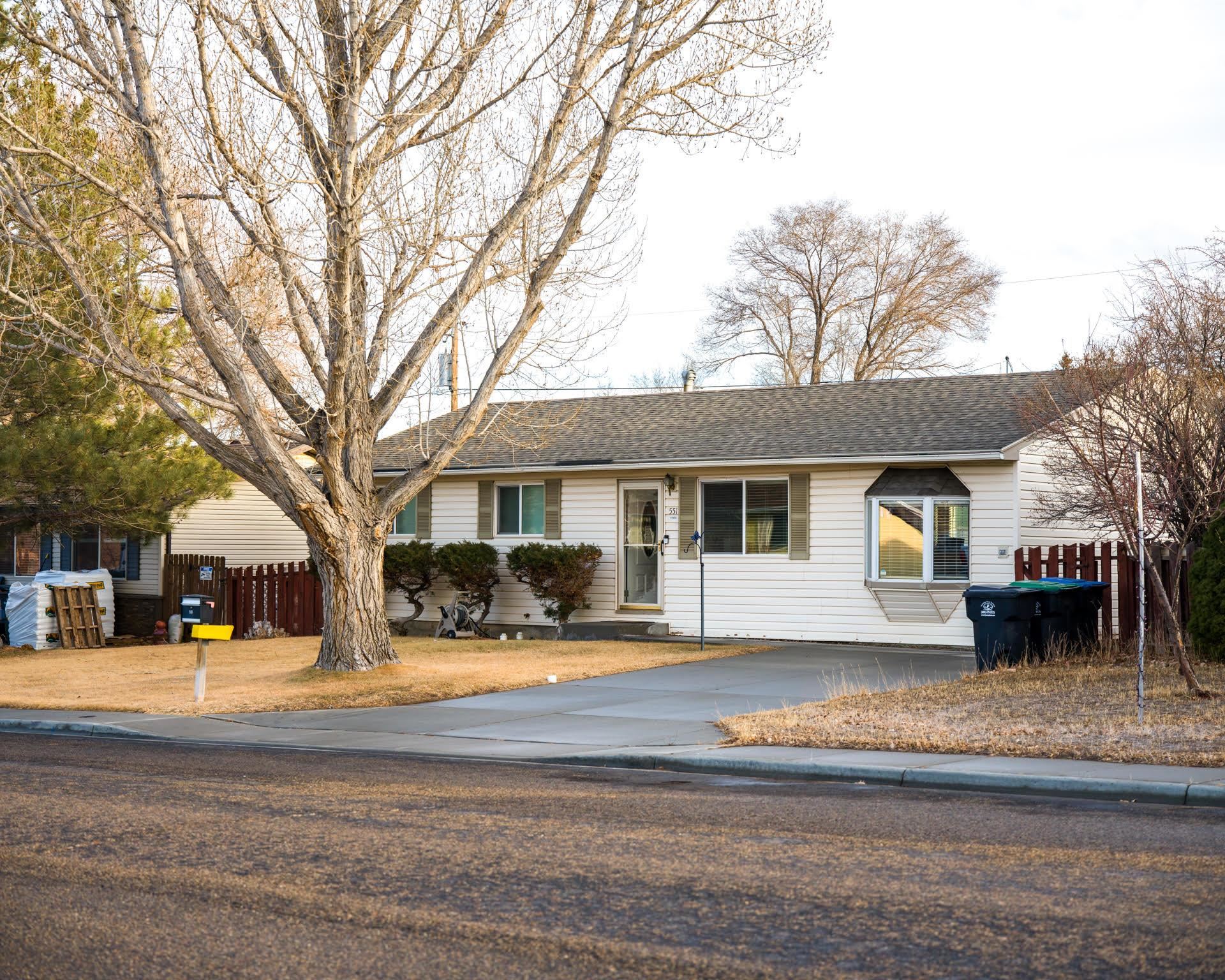 551 Logan Street Green River, WY 82935 - Photo 2 of 39