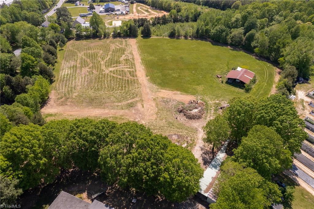 189 Enterprise Road Lexington, NC 27295 - Photo 17 of 50 Gallery Image 17