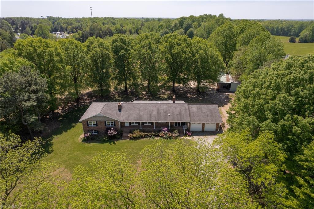 189 Enterprise Road Lexington, NC 27295 - Photo 6 of 50 Gallery Image 6