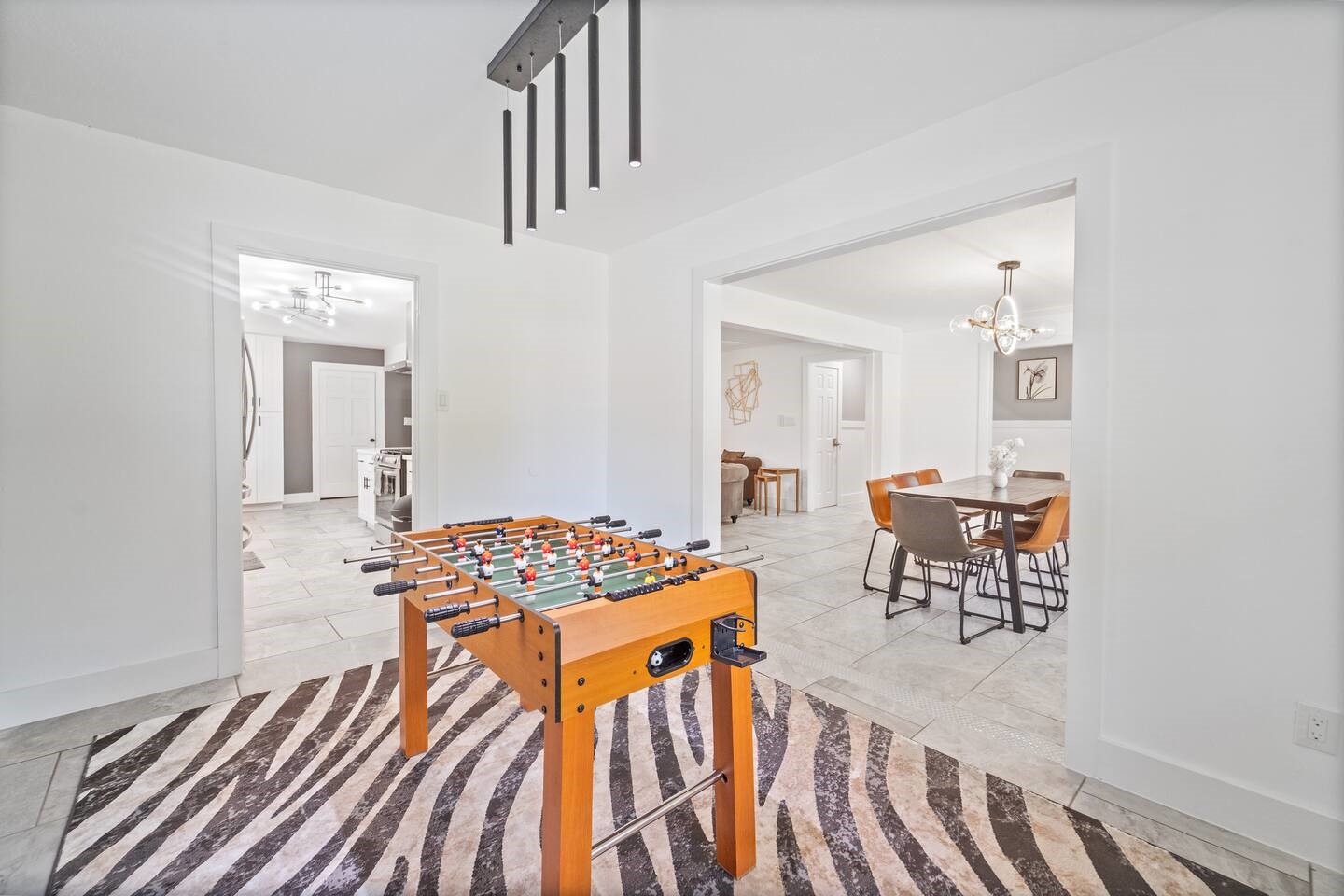 1206 Timber Lane Friendswood, TX 77546 - Photo 8 of 19 a bedroom with furniture and a window