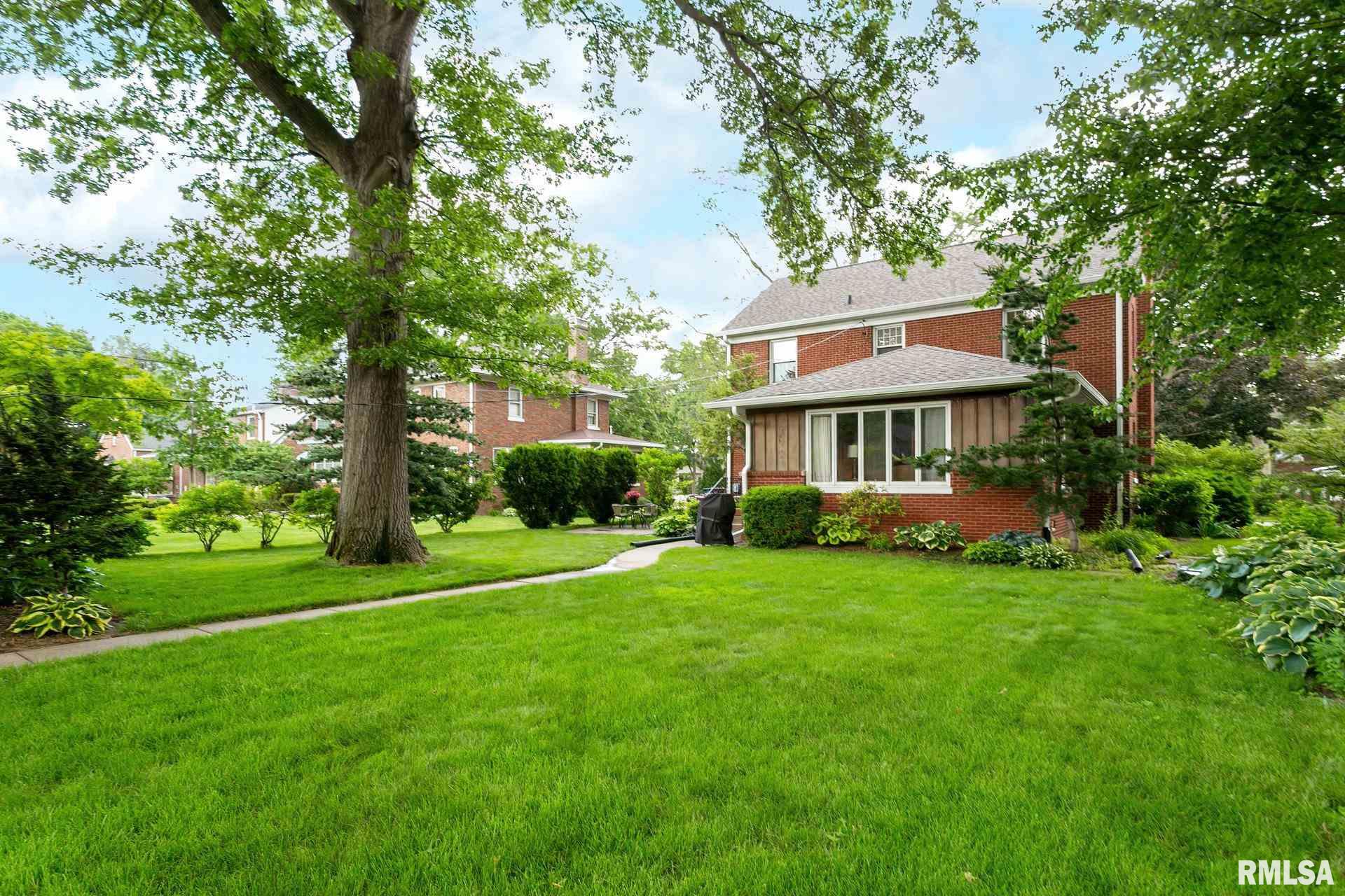 2928 Middle Road Davenport, IA 52803 - Photo 28 of 31 Gallery Image 28