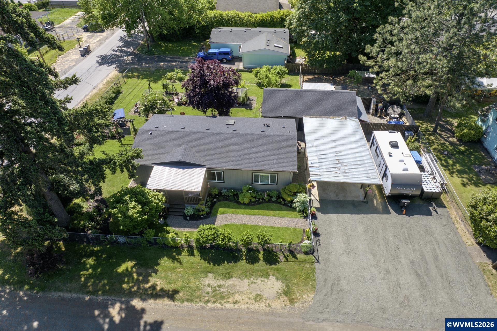 310 Chicago Street Northeast Albany, OR 97321 - Photo 41 of 48