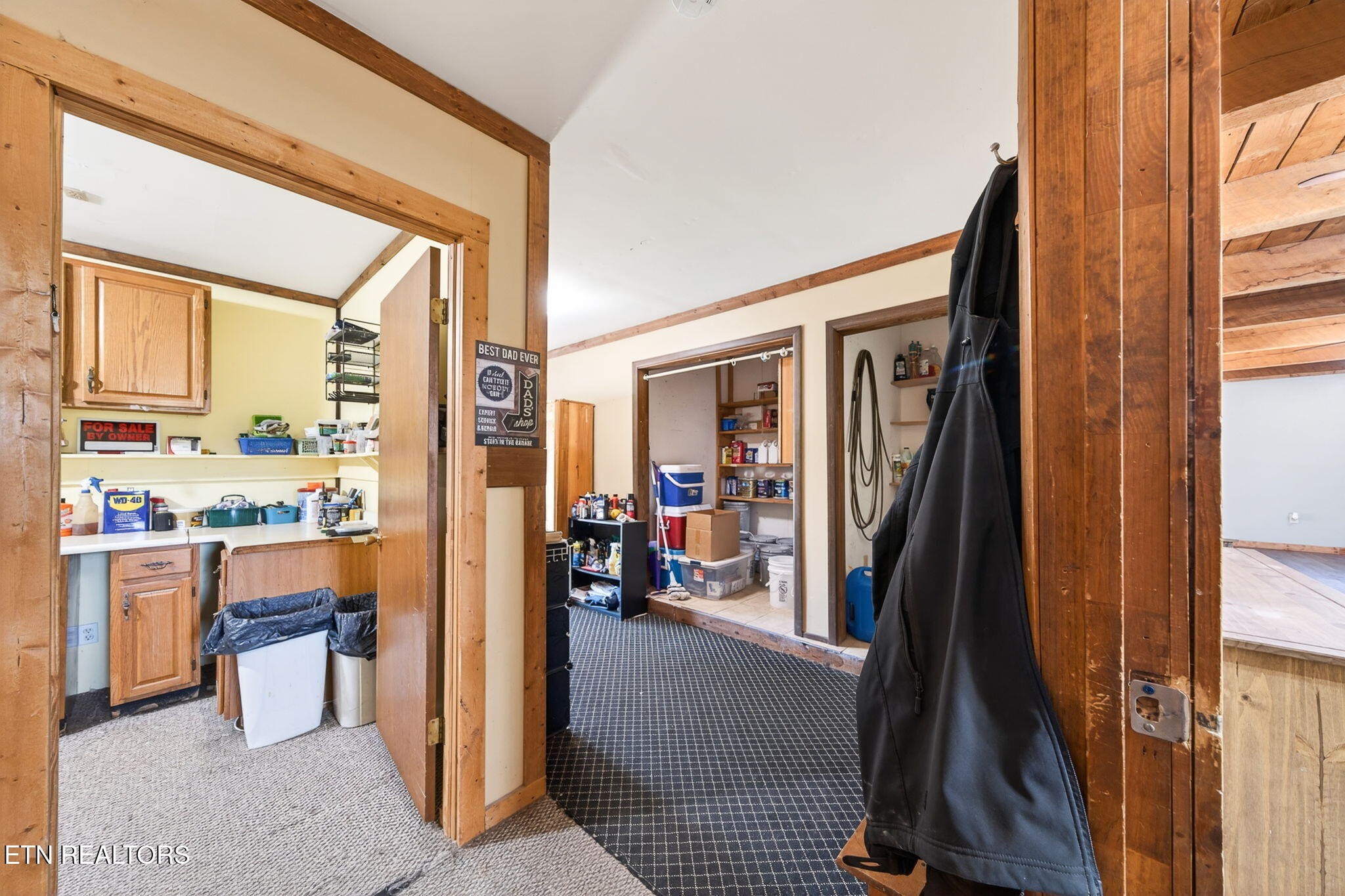 935 Brewer Road Crossville, TN 38572 - Photo 35 of 51 a view of a living room