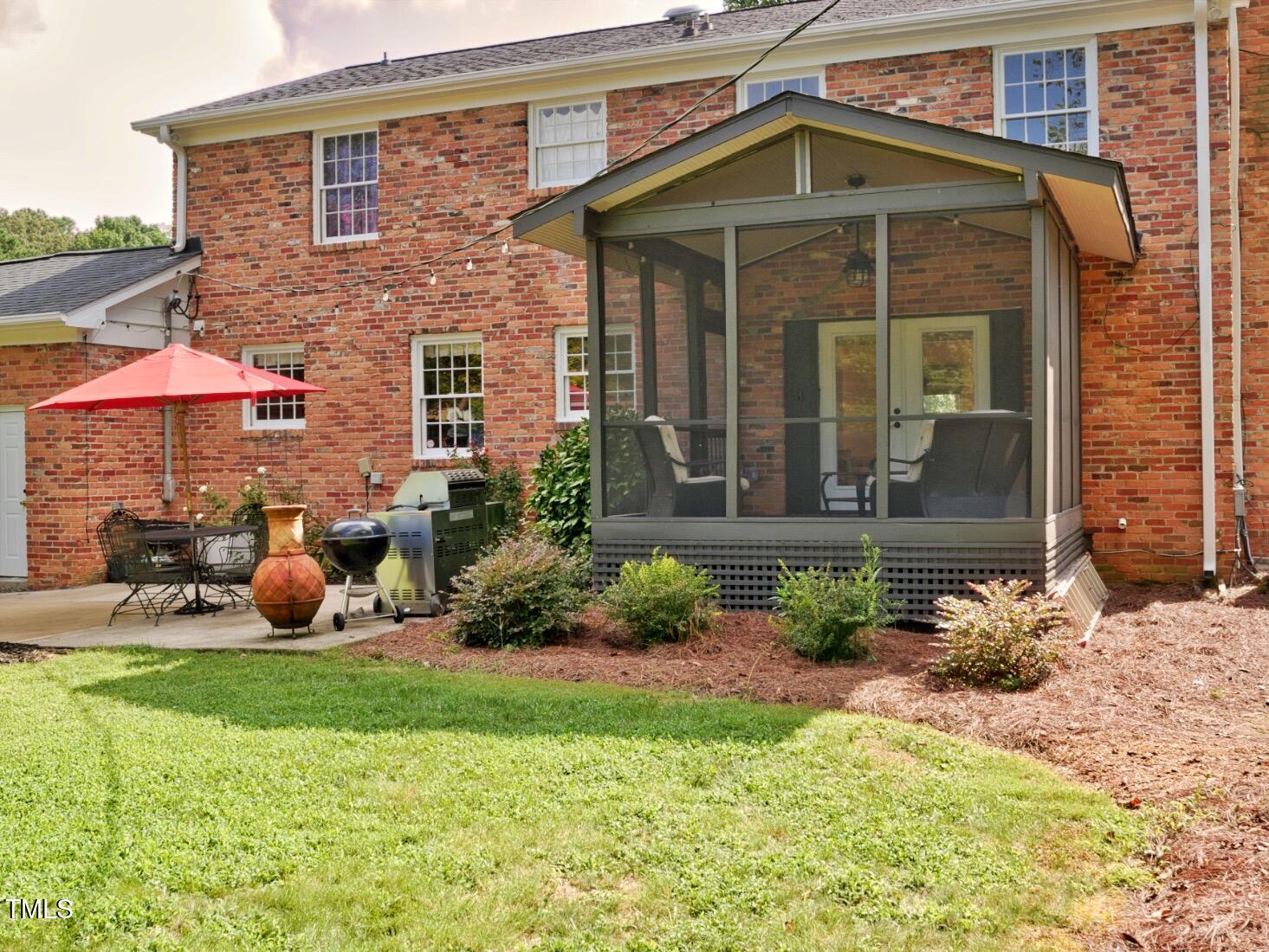 5017 Sandlewood Drive Raleigh, NC 27609 - Photo 27 of 30 Screen porch 2