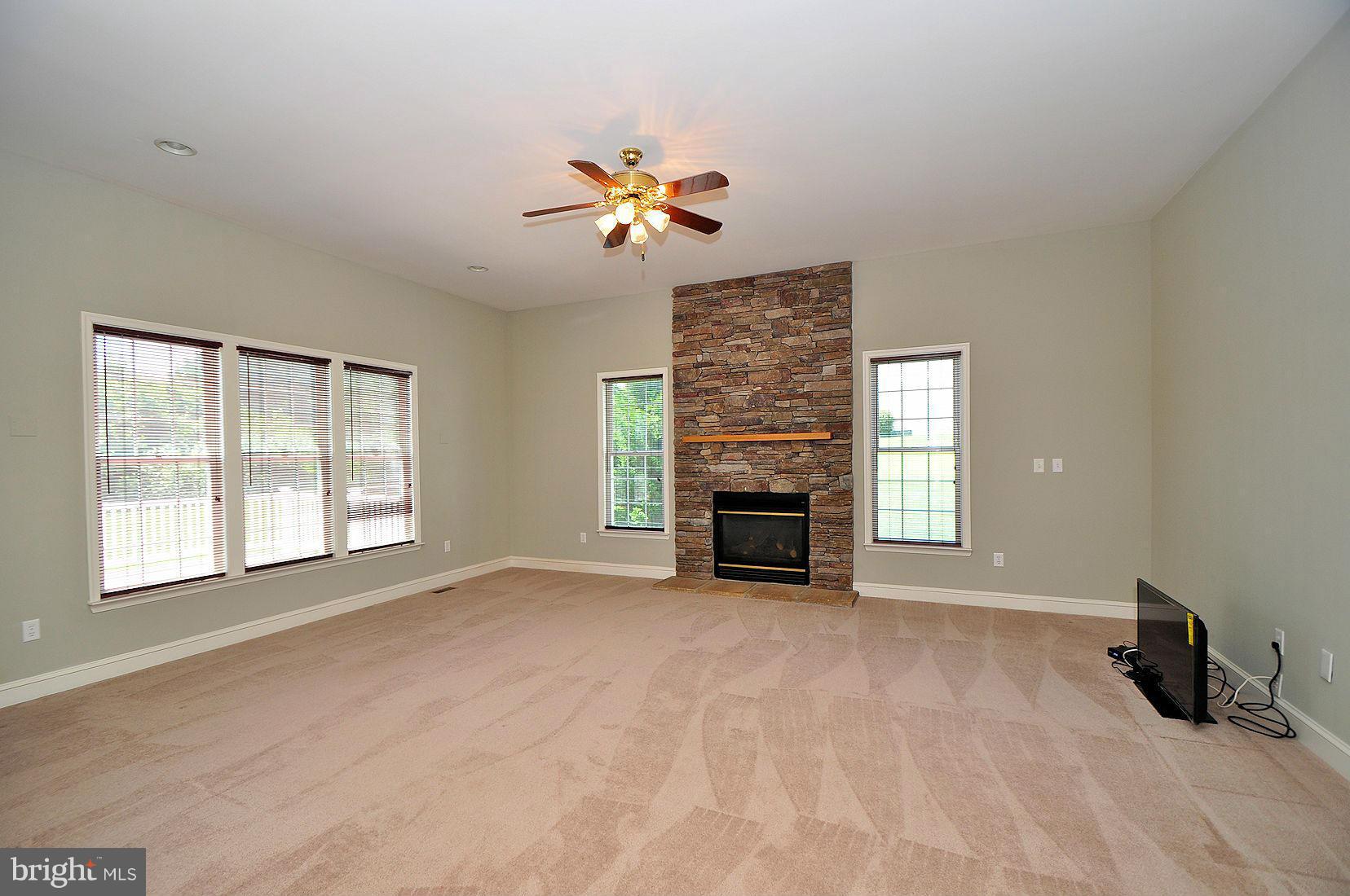 2221 Deer Park Road Finksburg, MD 21048 - Photo 16 of 29 Family Room