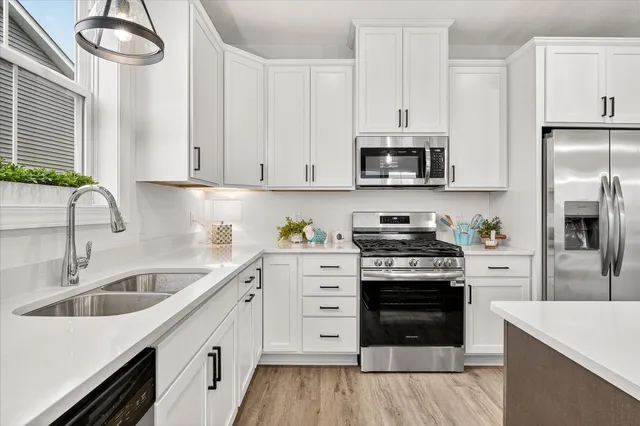 $535,000 | 1580 Philipp Way, Shakopee, MN 55379