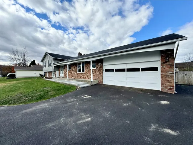 $2,475 | 133 Lincoln Road, Horseheads, NY 14845