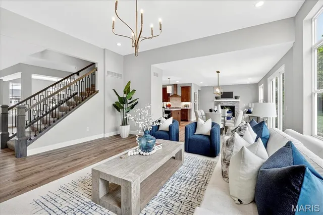 $844,686 | 142 Royal Troon Drive, Dardenne Prairie, MO 63368