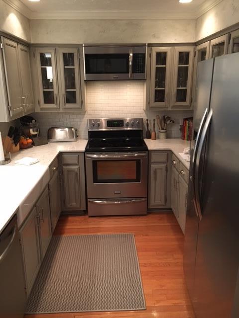 415 Post Creek Road, Unit 415 Nashville, TN 37221 - Photo 7 of 19 Stainless Appliances, Custom-finish abinets, Hardwood