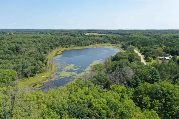 $41,500 | 66 Glacier Lake, Oxford, WI 53952