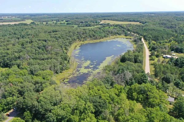 $39,900 | 66 Glacier Lake, Oxford, WI 53952