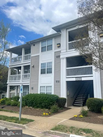 $2,450 | 14158 Cuddy Loop, Unit 201, Woodbridge, VA 22193