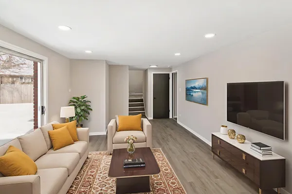 $424,700 | 9204 South Kedvale Avenue, Oak Lawn, IL 60453