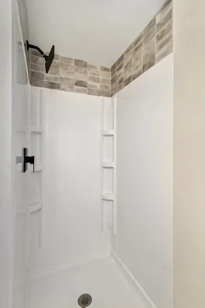 $424,700 | 9204 South Kedvale Avenue, Oak Lawn, IL 60453